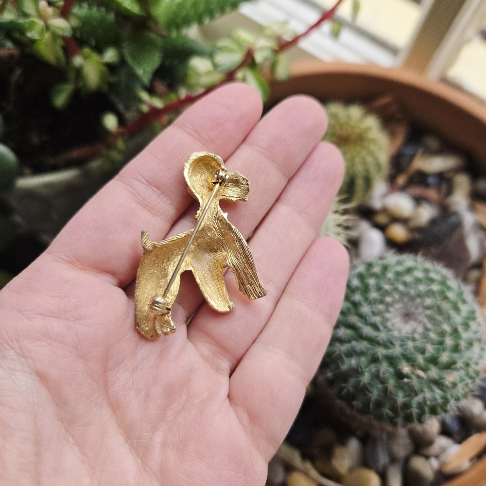 Vintage Gold & Red Gemstone Poodle Dog Lapel Brooch Pin - Picture 8 of 8